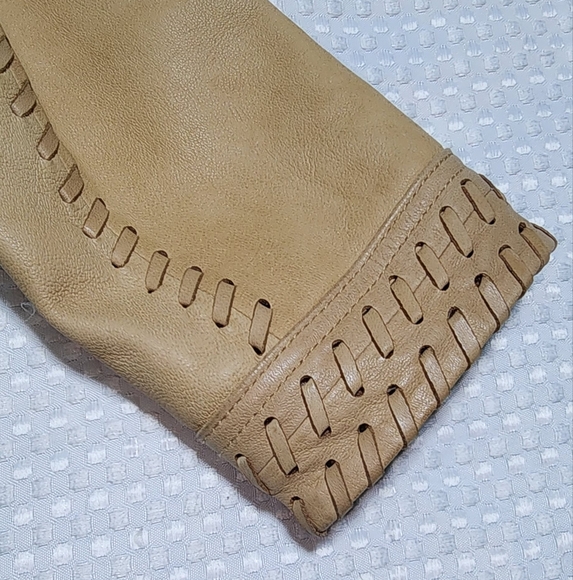 HARLEY DAVIDSON EUC WOMEN'S SIZE MEDIUM WANDERLUST LEATHER BIKER MOTORCYCLE COAT - Picture 11 of 12